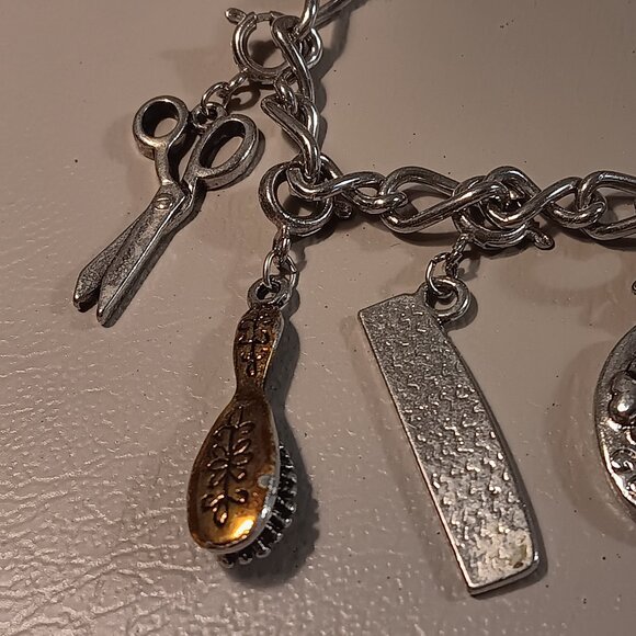 C Mania 6 Removable Charm Beauty Hairdresser Cosmetology Figaro Chain Bracelet - Picture 5 of 14